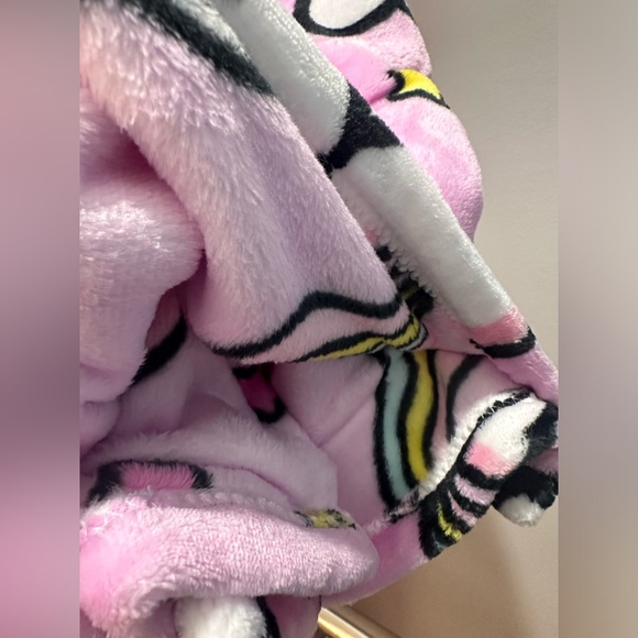 Hello kitty blanket π¦π - Picture 2 of 2